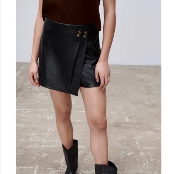 NWT Zara black faux leather skort - Picture 6 of 7